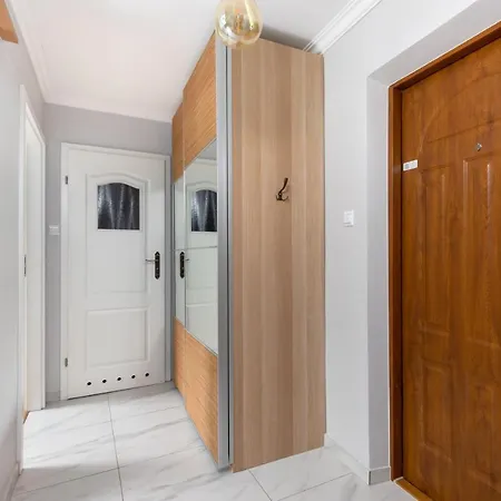 Rent Like - Hoza 38 *